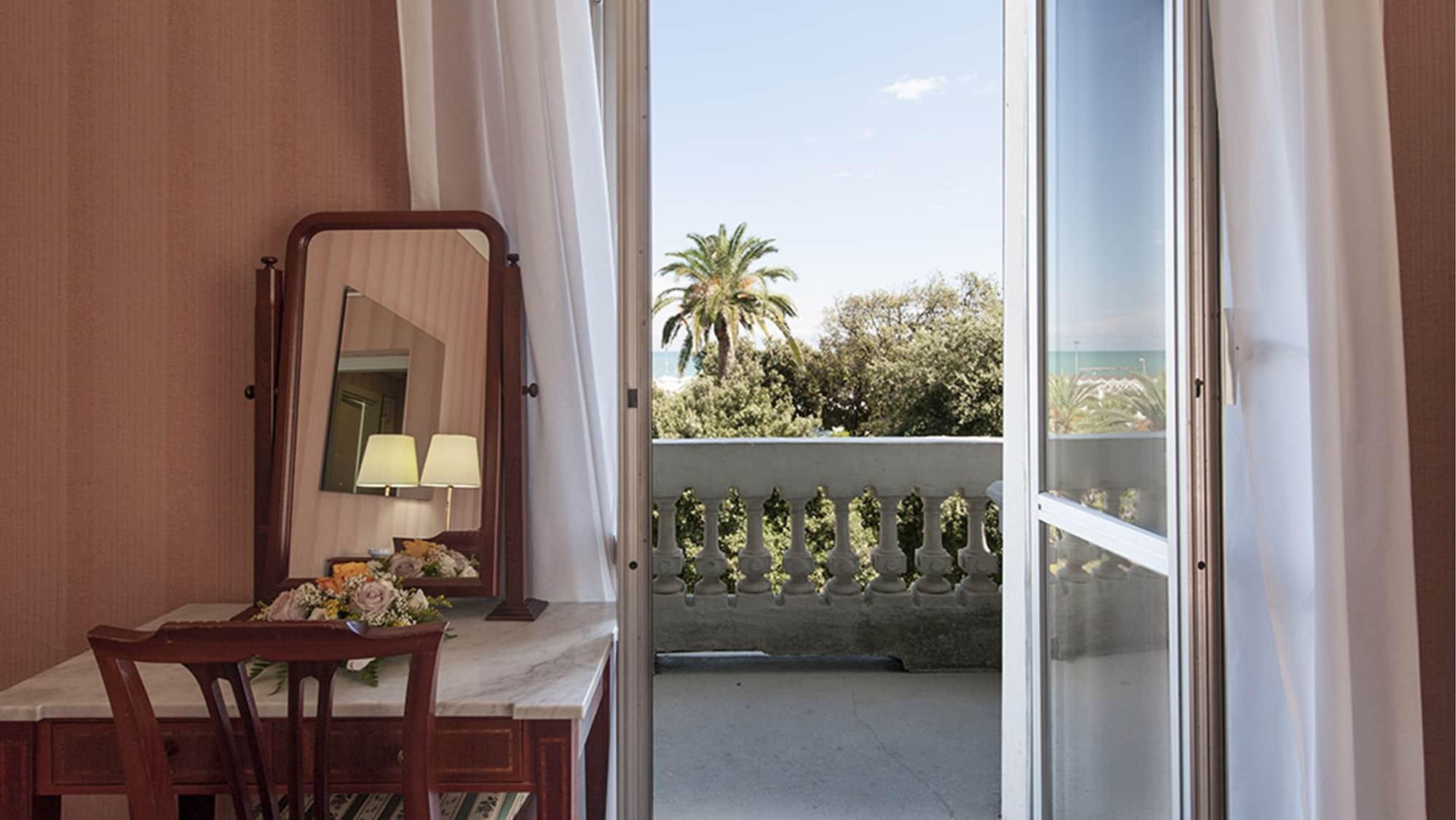 Hotel Esplanade Pescara Buitenkant foto