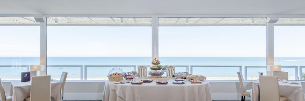 Hotel Esplanade Pescara Buitenkant foto