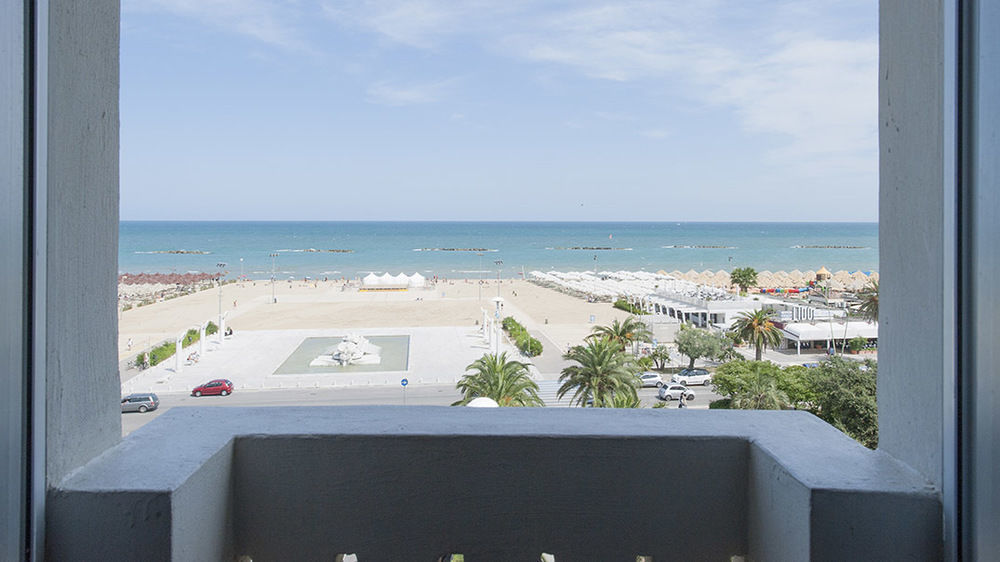 Hotel Esplanade Pescara Buitenkant foto