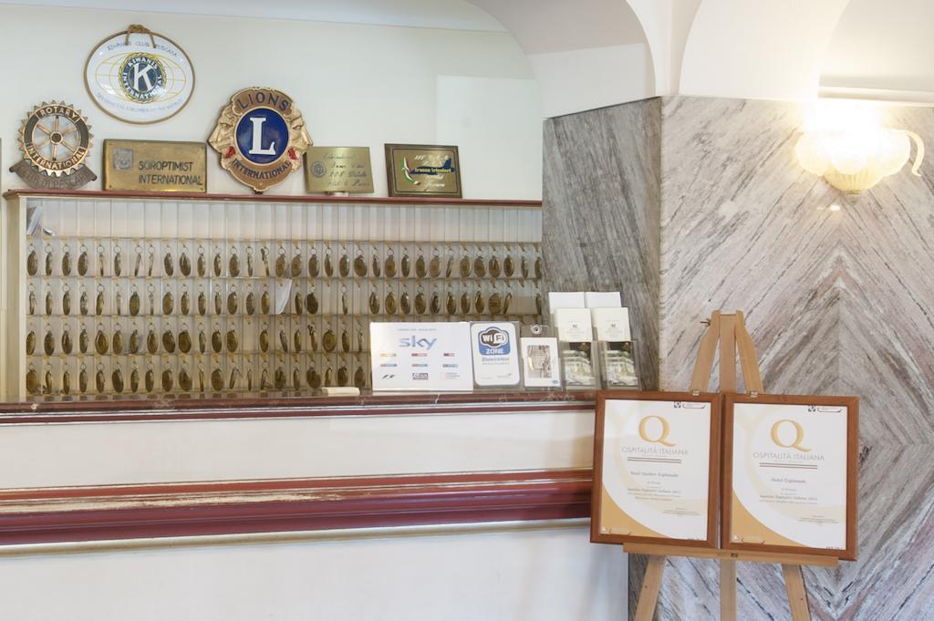 Hotel Esplanade Pescara Buitenkant foto
